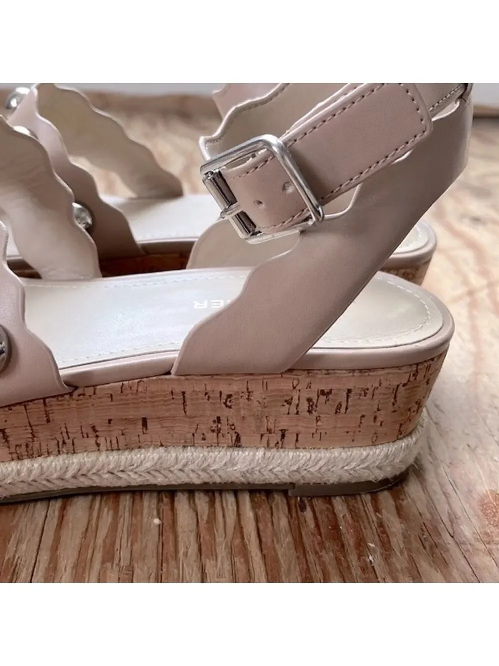 Marc Fisher Women’s Lite Latte Faythe Cork Platform Silver Studded Sandal 8.5